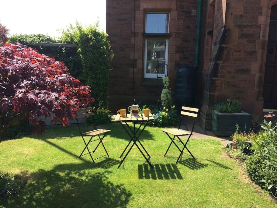 Beautiful Apartment In Character Former Rectory Penrith Exterior photo